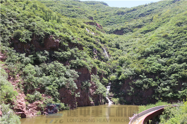“荷風(fēng)送香氣，竹露滴清響”洛陽隆中重工2019年度員工旅游活動--登封大熊山仙人谷一日游